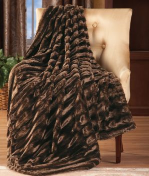 Throws & Blankets