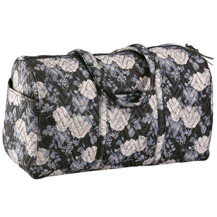 JaxsonCade™ White Rose Quilted Tote-373458