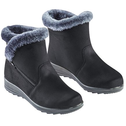 Plush Lined Faux Suede Boots-380279