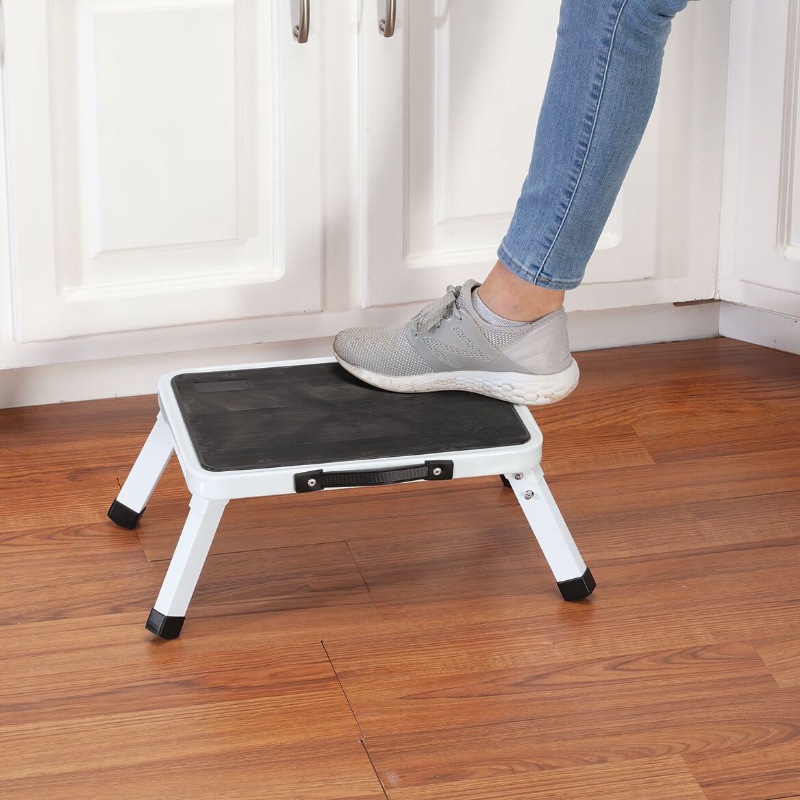 Foldable Step Stool + '-' + 370565