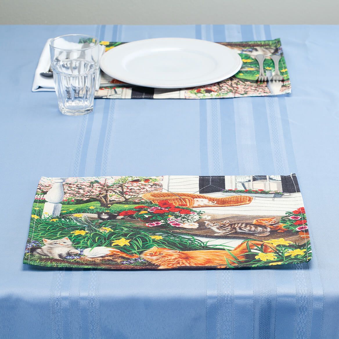 Cats In Yard Placemats, Set of 4 + '-' + 376770