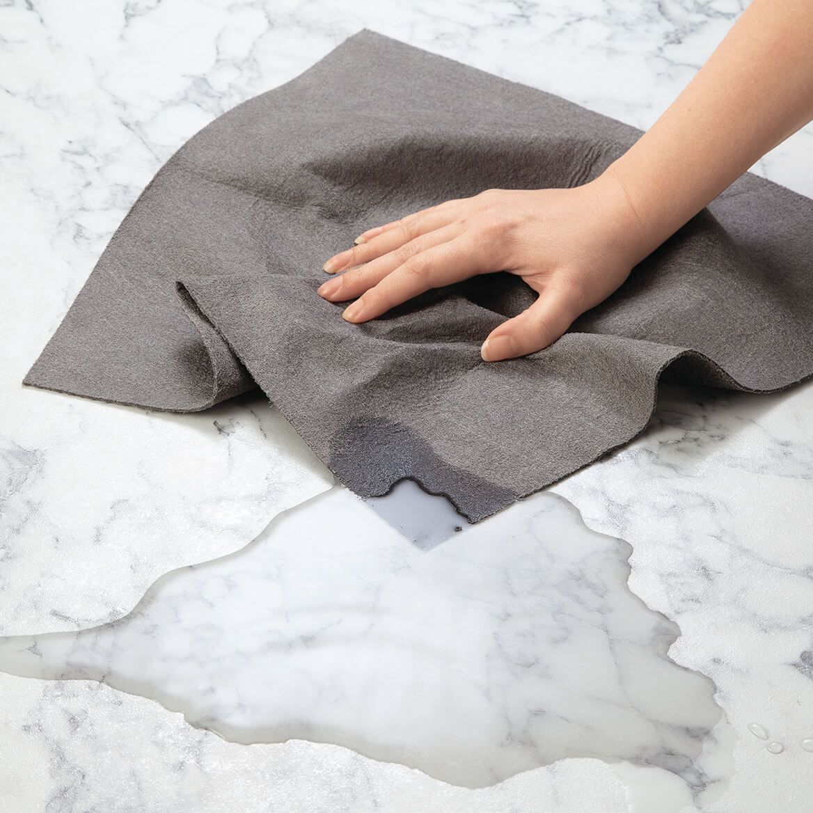 Sha-Mazing Towels by LivingSURE™, Set of 4 + '-' + 377449