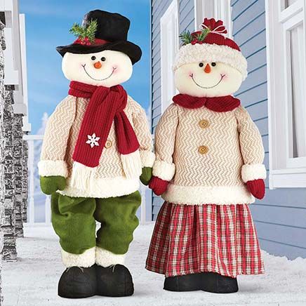 Mr. and Mrs. Snowman Couple-380344