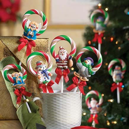 View product details for Wreath Lollipops, Set of 12