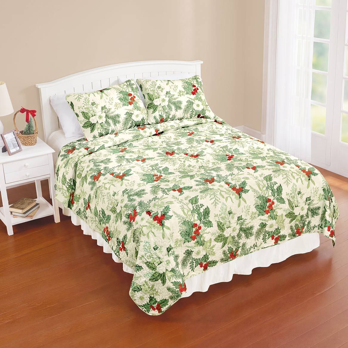 3-Piece Green Bouquet Holiday Quilt Set