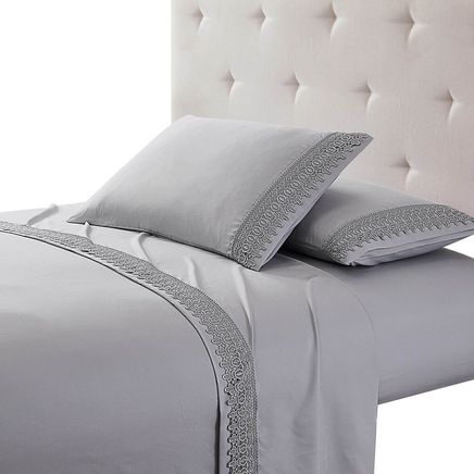 English Lace Trim Sheets Set-372765