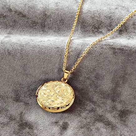 Personalized Filigree Locket in Gold-377945