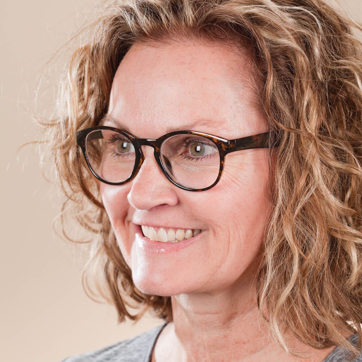 Round Frame Retro Readers-360002