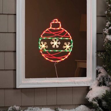 outdoor holiday decor