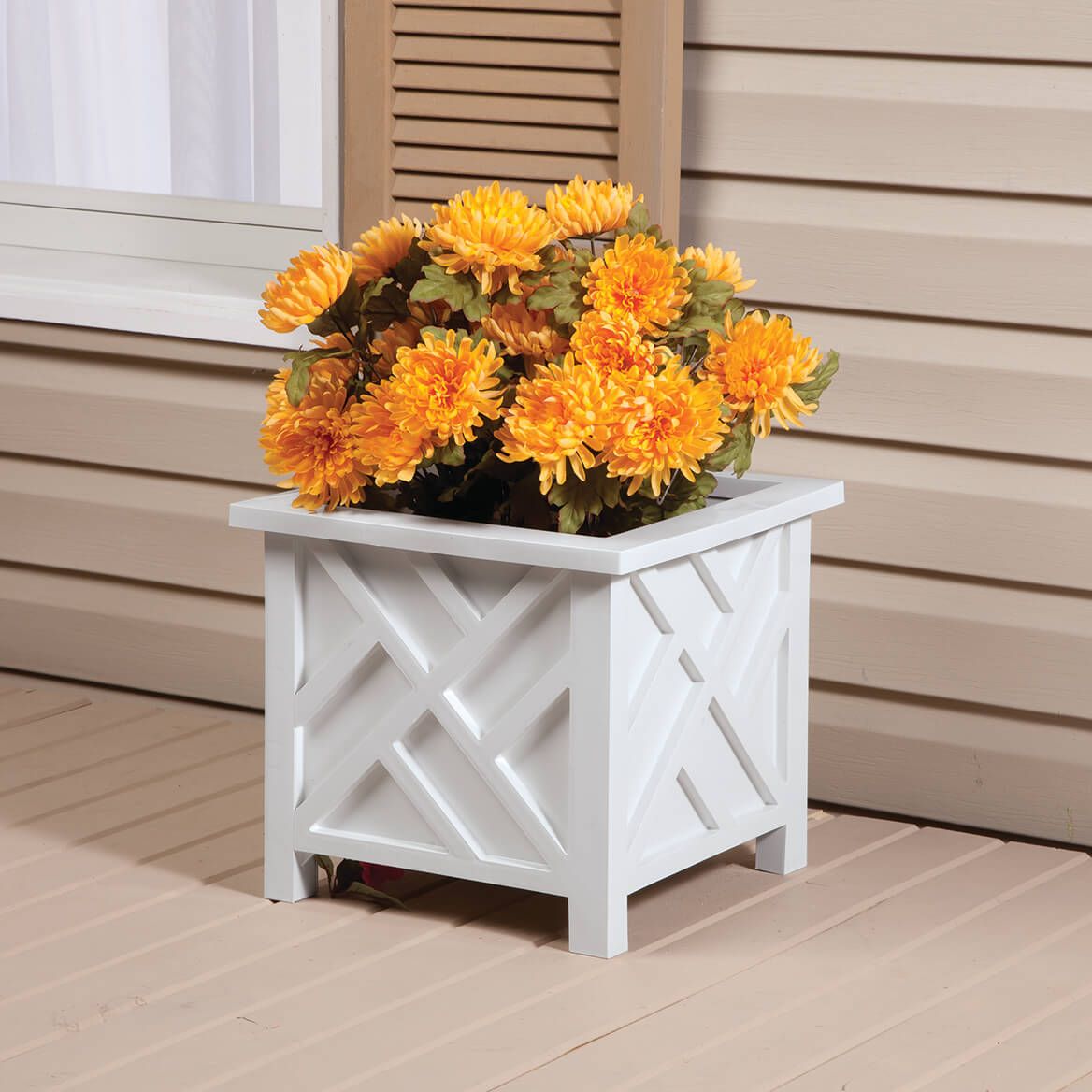 White Chippendale Planter