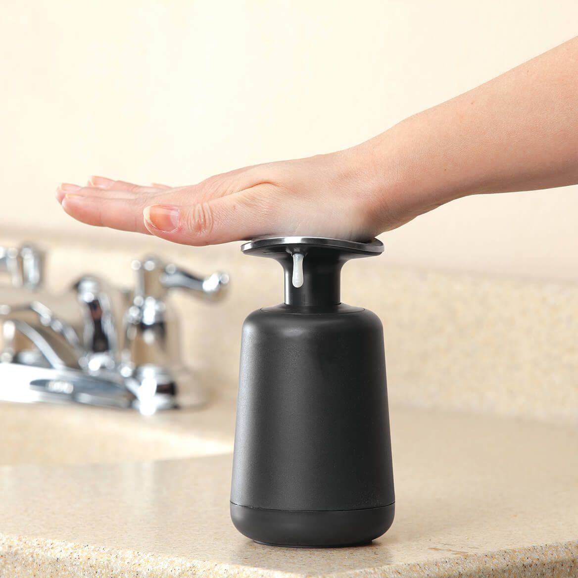 Easy Hands Pump Liquid Soap Dispenser-370874