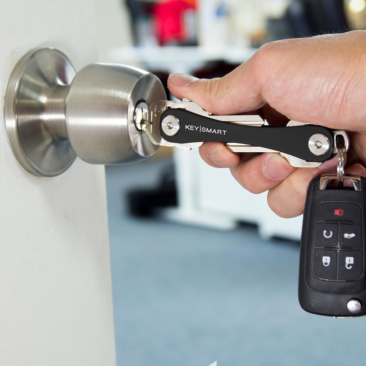 KeySmart® Original Compact Key Holder-370994