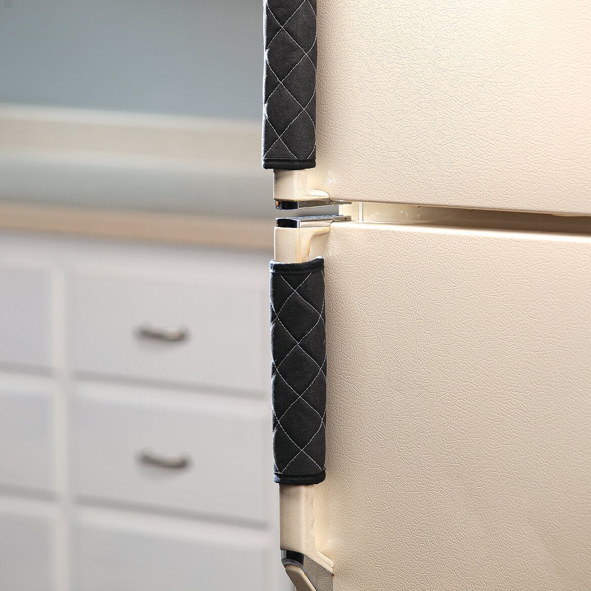 Black Quilted Appliance Handle Covers, Set of 3-372847