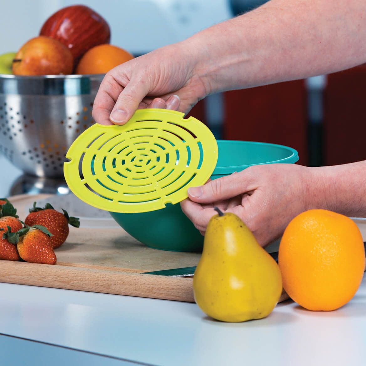 Perfect Salad Draining Bowl-372850