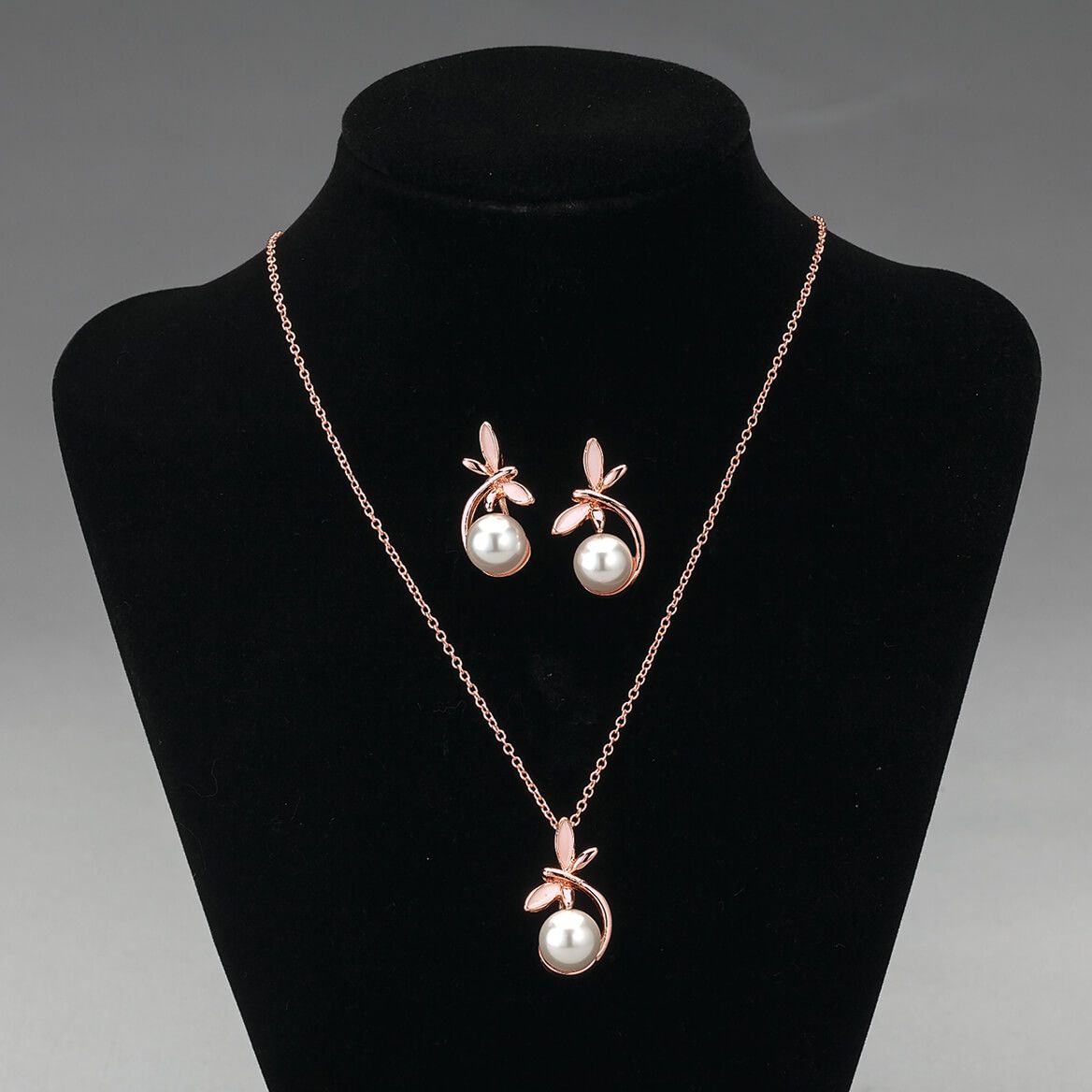 Dragonfly Necklace and Earring Set-373041