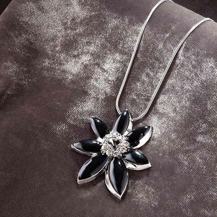 Black Flower Necklace-377836