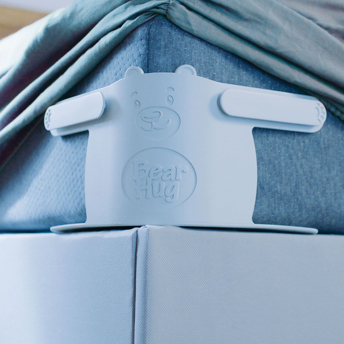 Bear Hug™ Bed Sheet Holders + '-' + 380196