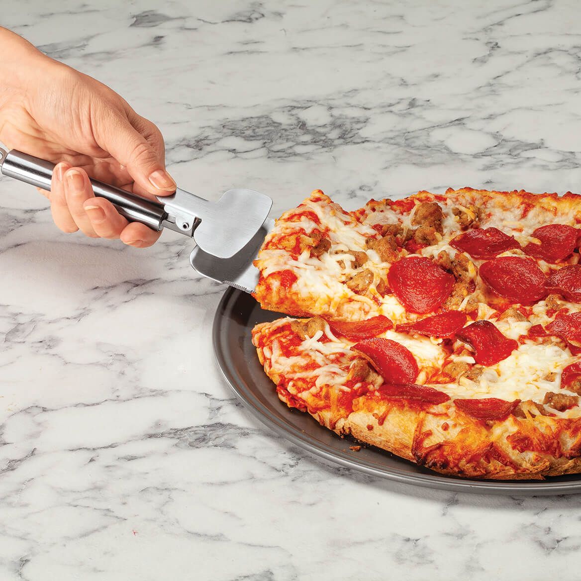 Multi-Function Pizza Cutter & Server-371099