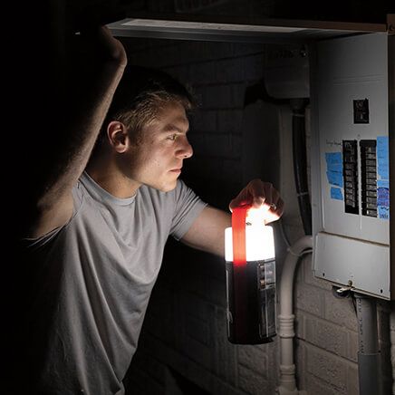 Battery Daddy® Lantern + Battery Storage-378524