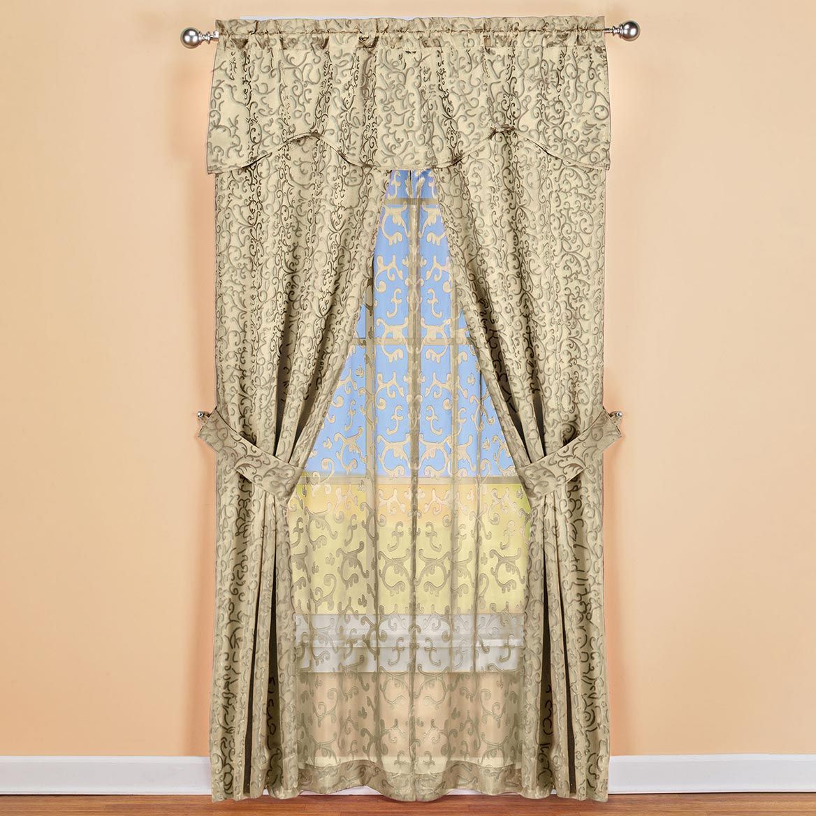 Insulated Scroll Curtain Set