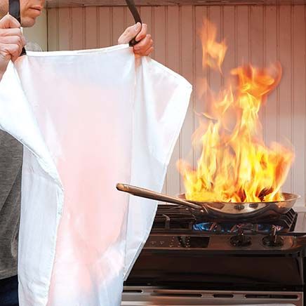 Fire Guardian Emergency Fire Blanket-380847